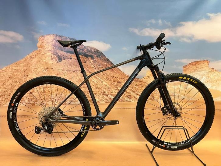 Orbea Alma M50 hardtail mountainbike carbon - UNIEKE KANS!, Fietsen en Brommers, Fietsen | Mountainbikes en ATB, Zo goed als nieuw