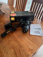 Nikon D3200 18-55 VR kit met Velbon statief, Audio, Tv en Foto, Fotocamera's Digitaal, Spiegelreflex, Zo goed als nieuw, Nikon
