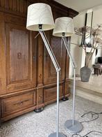 2 vloerlampen te koop, Ophalen, Zo goed als nieuw, Kunststof, 150 tot 200 cm