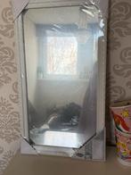 Nieuwe spiegel 30x53 cm met ophanghaakjes, Huis en Inrichting, Woonaccessoires | Spiegels, Minder dan 50 cm, Nieuw, Ophalen of Verzenden