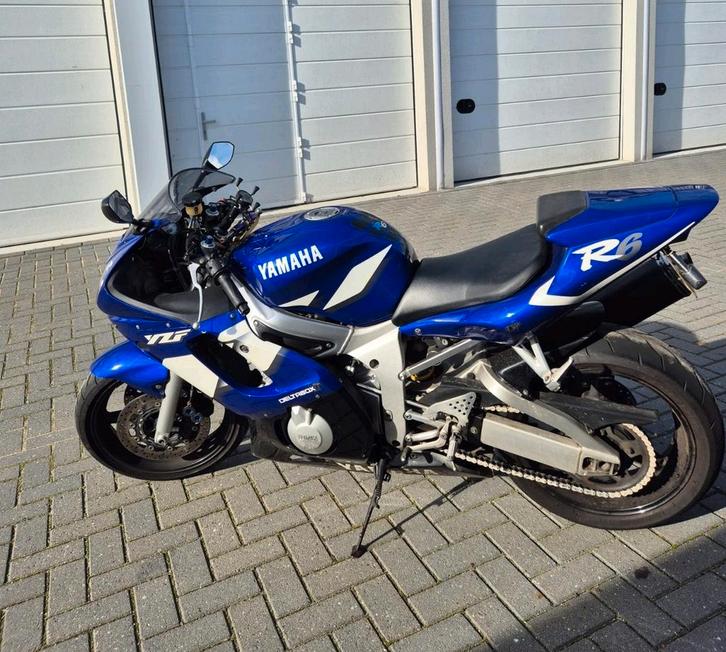 Yamaha R6 uit 2001, Motoren, Motoren | Yamaha, Super Sport, meer dan 35 kW, 4 cilinders, Motorrijbewijs A, Ophalen