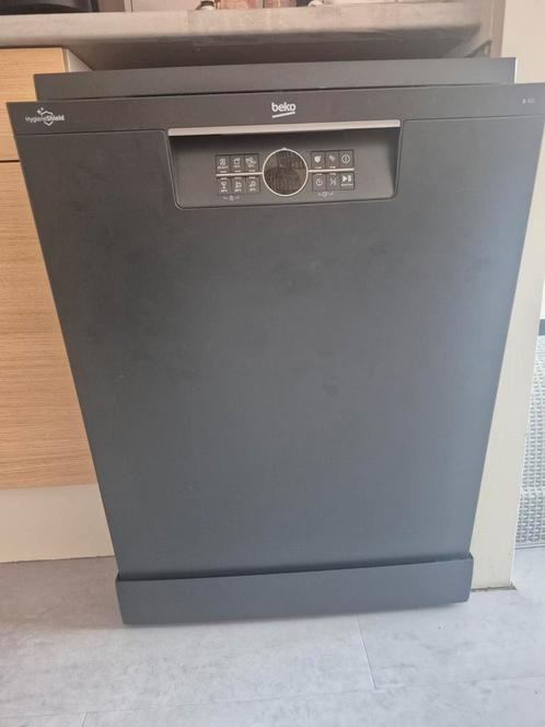 Beko BDFN26430A Vaatwasser - Zwart | Nog geen jaar oud!, Witgoed en Apparatuur, Vaatwasmachines, Zo goed als nieuw, Vrijstaand