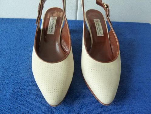 Oscar Novo schoenen maat 37 nieuwstaat, Kleding | Dames, Schoenen, Zo goed als nieuw, Schoenen met lage hakken, Ophalen of Verzenden