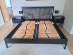 Tweepersoonsbed 180x200 cm zwart lattenbodem en nachtkastjes, Ophalen, Zwart, Tweepersoons, 180 cm