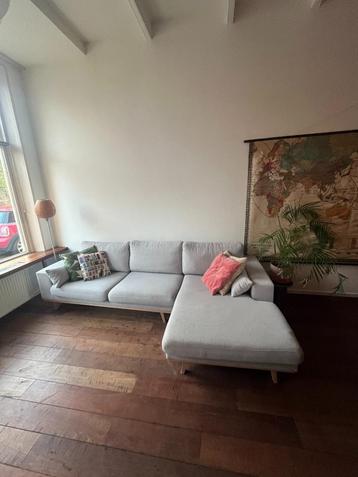 Hoekbank / Loungebank met chaise longue – lichtgrijs beschikbaar voor biedingen