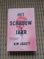 Het schaduwjaar van Kim Liggett, Ophalen of Verzenden, Zo goed als nieuw