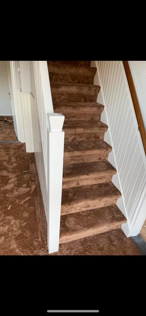 ‼️Trappen stofferen €350 trap bekleden leggen tapijt pvc‼️, Huis en Inrichting, Stoffering | Vloerbedekking, Zo goed als nieuw