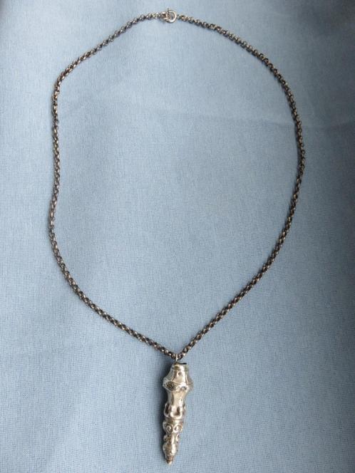 Antieke breinaald houder aan jasseron ketting, Antiek en Kunst, Antiek | Goud en Zilver, Zilver, Ophalen of Verzenden