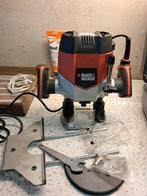 Black&Decker Bovenfrees., Doe-het-zelf en Verbouw, Gereedschap | Freesmachines, Ophalen of Verzenden, Zo goed als nieuw, Bovenfrees