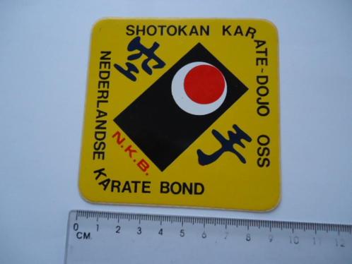 sticker oud NKB Karate bond NL Oss shotokan dojo retro, Verzamelen, Stickers, Zo goed als nieuw, Bedrijf of Vereniging, Verzenden