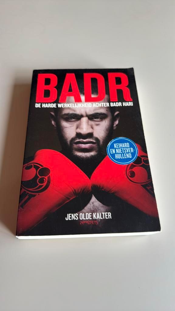 Jens Olde Kalter - Badr, Boeken, Overige Boeken, Zo goed als nieuw, Ophalen of Verzenden