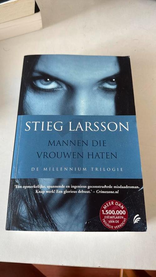 Stieg Larsson - Mannen die vrouwen haten, Boeken, Thrillers, Zo goed als nieuw, Scandinavië, Ophalen of Verzenden