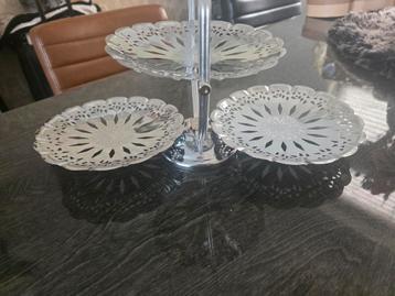Vintage 3-Etage Serveerschaal beschikbaar voor biedingen