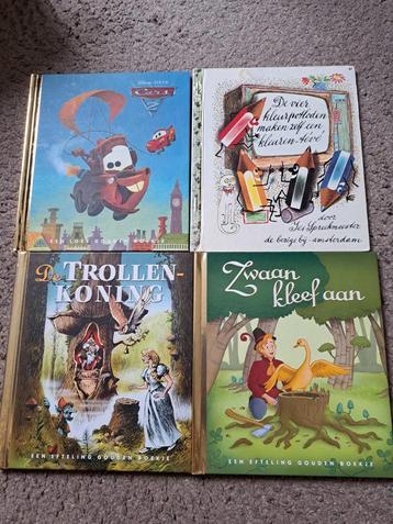 Partij gouden boekjes - 11 stuks - 15,- beschikbaar voor biedingen