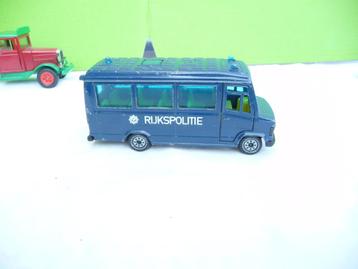 SIKU MECEDES BENZ 809D DONKER BLAUW 70 80E JAREN beschikbaar voor biedingen