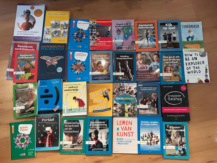 PABO Studieboeken pakket jaar 1-4, Boeken, Schoolboeken, Gelezen, Overige vakken, Overige niveaus, Ophalen