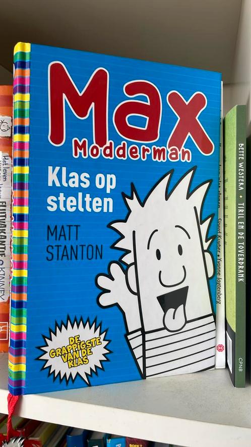 Matt Stanton - Klas op stelten, Boeken, Kinderboeken | Jeugd | onder 10 jaar, Zo goed als nieuw, Ophalen of Verzenden