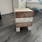 Krukje/tafeltje, Huis en Inrichting, Slaapkamer | Nachtkastjes, Ophalen, Minder dan 45 cm, Zo goed als nieuw, Minder dan 55 cm