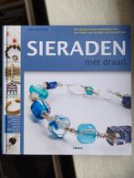 Sieraden maken met draad - Handleiding, Overige typen, Onbekend, Ophalen of Verzenden, Zo goed als nieuw