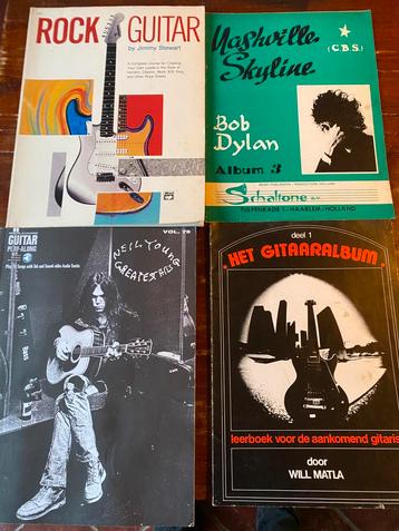Diverse gitaarmuziekboeken beschikbaar voor biedingen