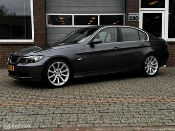 BMW 3-serie 325i Executive LEDER/NAVI/AIRCO/CRUISE beschikbaar voor biedingen