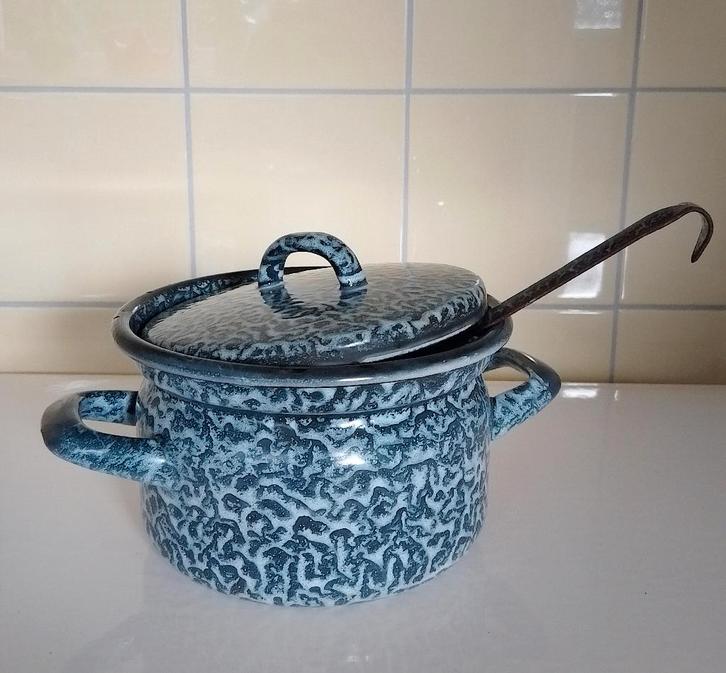 Grijsgewolkt emaille pan en sleef opscheplepel lepel vintage, Antiek en Kunst, Antiek | Emaille, Ophalen of Verzenden