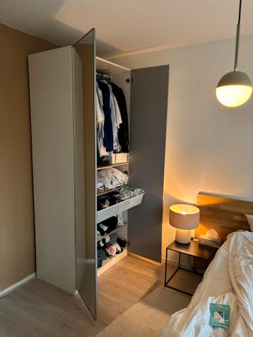 IKEA Pax kledingkast met spiegeldeuren - Zo goed als nieuw! - afbeelding 5