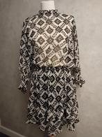 > Mooi jurkje, Shoeby! z.g.a.n., Maat 38/40 (M), Beige, Ophalen of Verzenden, Zo goed als nieuw