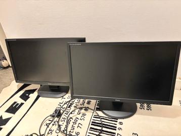 2x Iiyama 24" Monitoren - beide voor totaal 40e beschikbaar voor biedingen