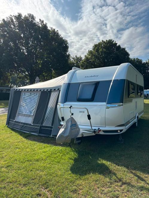 Hobby UFE 495. Mover, Isabella Voortent,CassetteLuifel!, Caravans en Kamperen, Caravans, Particulier, tot en met 4, 1250 - 1500 kg