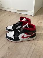 Jordan 1 mid gym red, Zo goed als nieuw, Sneakers of Gympen, Nike, Ophalen