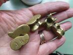 Antieke Bronzen /Messing BIKKELS 5 stuks, Antiek en Kunst, Verzenden