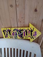 Houten wegwijzer party time, Hobby en Vrije tijd, Ophalen