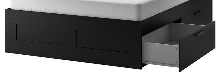 Brimnes bedframe zwart met lattenbodem voor maar € 65,00, Huis en Inrichting, Slaapkamer | Bedden, Gebruikt, Twijfelaar, 140 cm