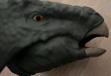 Schylling Dinosaur Hand Puppet beschikbaar voor biedingen