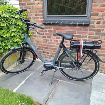 Stella fiets met middenmotor Shimano(2022)Accu 630WH(2024) beschikbaar voor biedingen