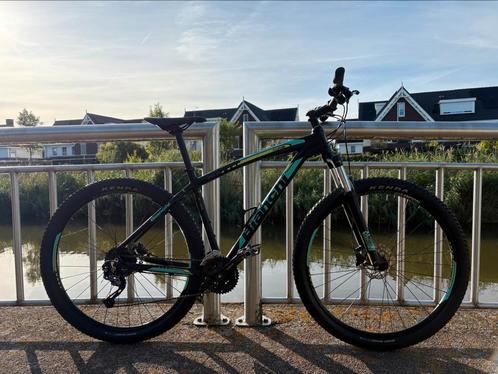 Bianchi kuma MTB 29” Disc, Shimano, Fietsen en Brommers, Fietsen | Mountainbikes en ATB, Zo goed als nieuw, Heren, 57 cm of meer