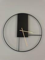 Wandklok, Ophalen of Verzenden, Zo goed als nieuw