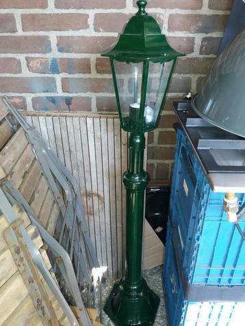 Buitenlamp / buitenverlichting van metaal / is Nieuw!  beschikbaar voor biedingen