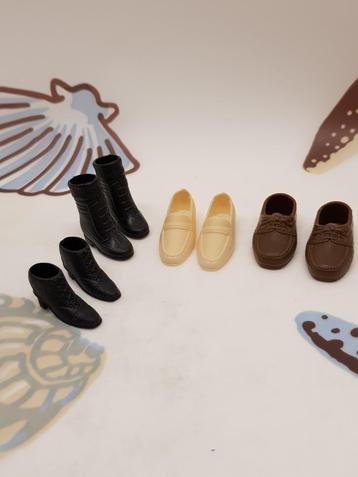 Ken schoenen en Barbie laarsjes beschikbaar voor biedingen
