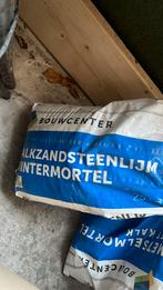 2 stuks kalkzandsteen mortel, Ophalen, Nieuw, Kalkzandstenen