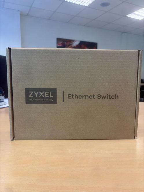 Zyxel GS1100-16 16-Poorts Gigabit Switch – NIEUW in doos, Computers en Software, Netwerk switches, Nieuw, Ophalen