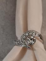 Mooie ring, Overige materialen, Nieuw, Ophalen of Verzenden, 17 tot 18