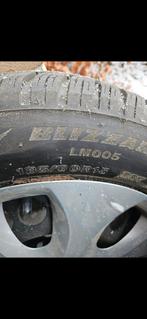 Winterbanden Bridgestone Blizzak LM005 - 185/60R15, Ophalen, Gebruikt