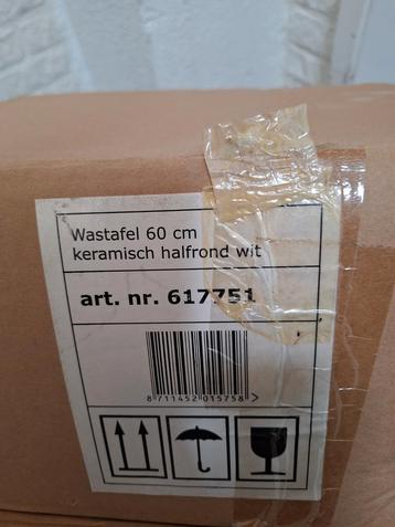 Wastafel 60cm Keramisch Halfrond Wit - Nieuw beschikbaar voor biedingen