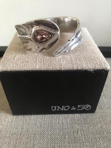Uno de 50 armband (91) 255,- = 99,- Feather cuff Look At Me  beschikbaar voor biedingen