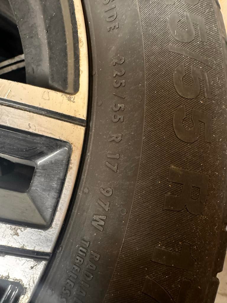 Velgen met zomerbanden 225/55 R17, Auto-onderdelen, Banden en Velgen, Ophalen, Gebruikt, Banden en Velgen, 17 inch