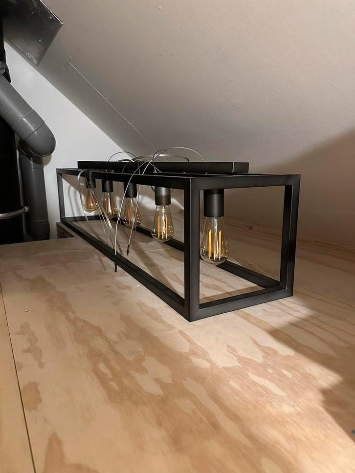 Moderne hanglamp met 5 lichtpunten, Huis en Inrichting, Lampen | Hanglampen, Zo goed als nieuw, Minder dan 50 cm, Metaal, Ophalen of Verzenden