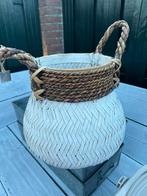 Rieten mand, Huis en Inrichting, Woonaccessoires | Schalen en Manden, Ophalen, Zo goed als nieuw, Rechthoekig, Riet