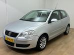 Volkswagen Polo Occasion 1.4-16V Sportline | Grijs | Automaa, Stof, Gebruikt, 4 cilinders, Parkeersensor